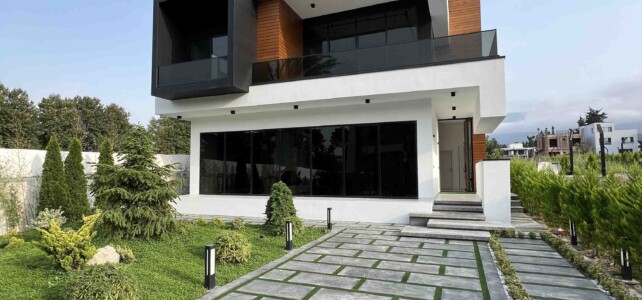 نمای کلاسیک یا مدرن؟ کدام برای ویلای شمال بهتر است؟