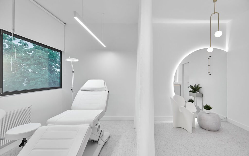 طراحی دکوراسیون کلینیک