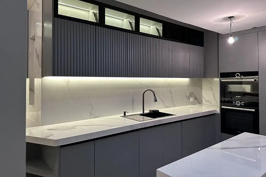 راهنمای کامل محاسبه قیمت کابینت در سال ۱۴۰۵